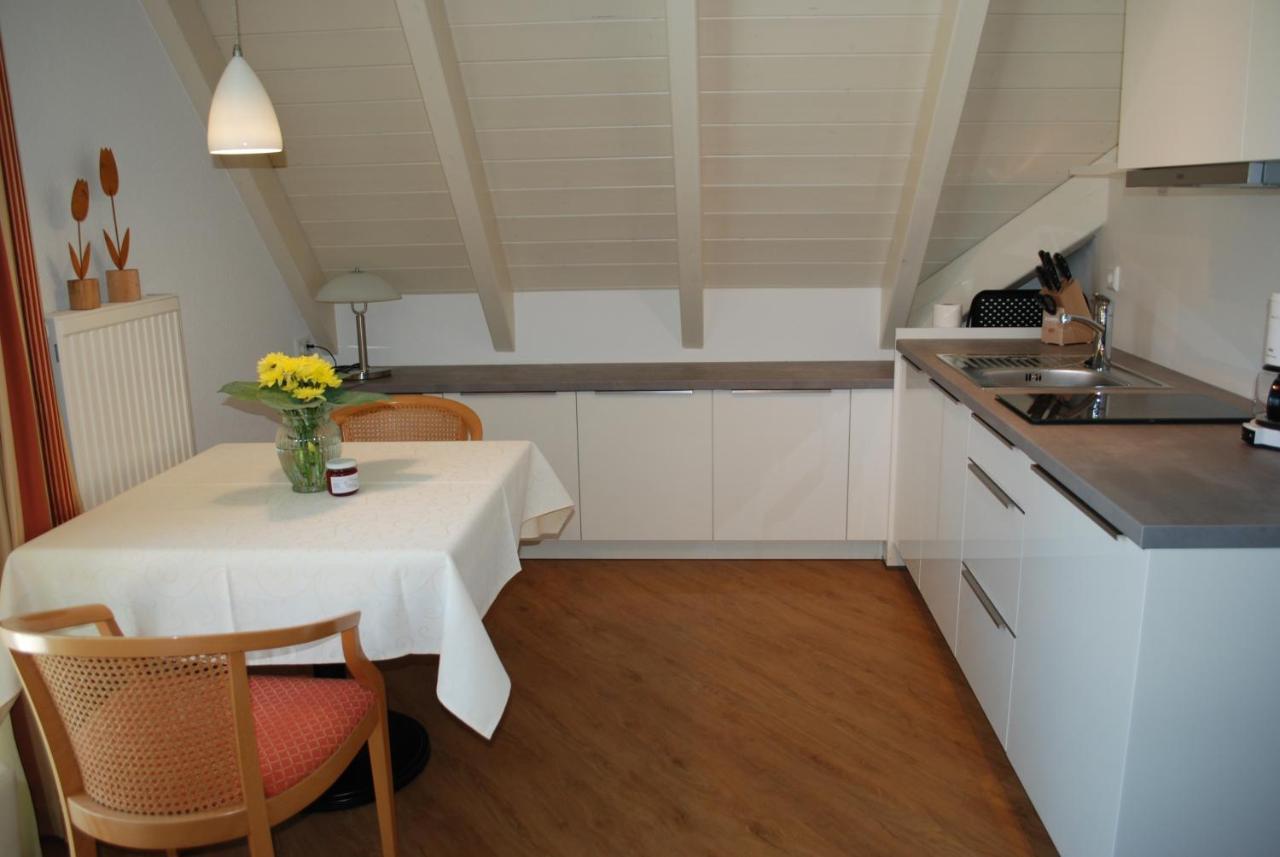 Im Winkel Appartements Und Zimmer 랑게나르겐 외부 사진